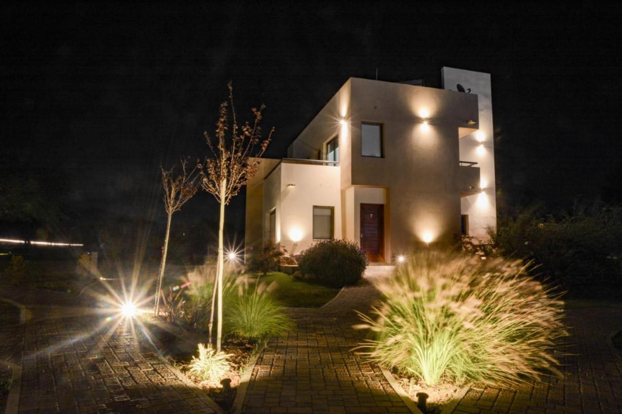 Apart Hotel Los Alazanes Capilla del Monte Luaran gambar